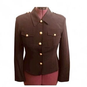 Allison Taylor natural Silk blazer with gold buttons